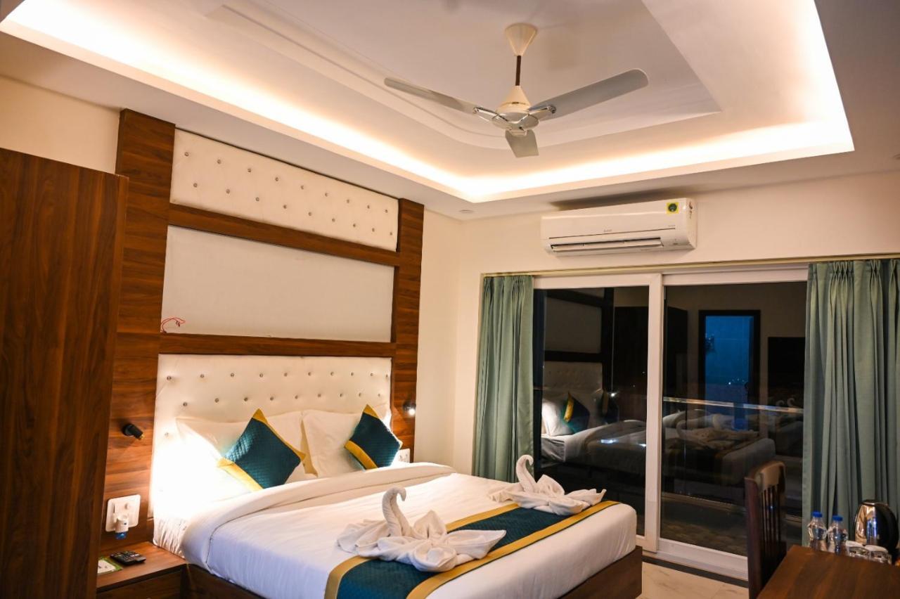 Hotel 7 Heaven دهرادون المظهر الخارجي الصورة