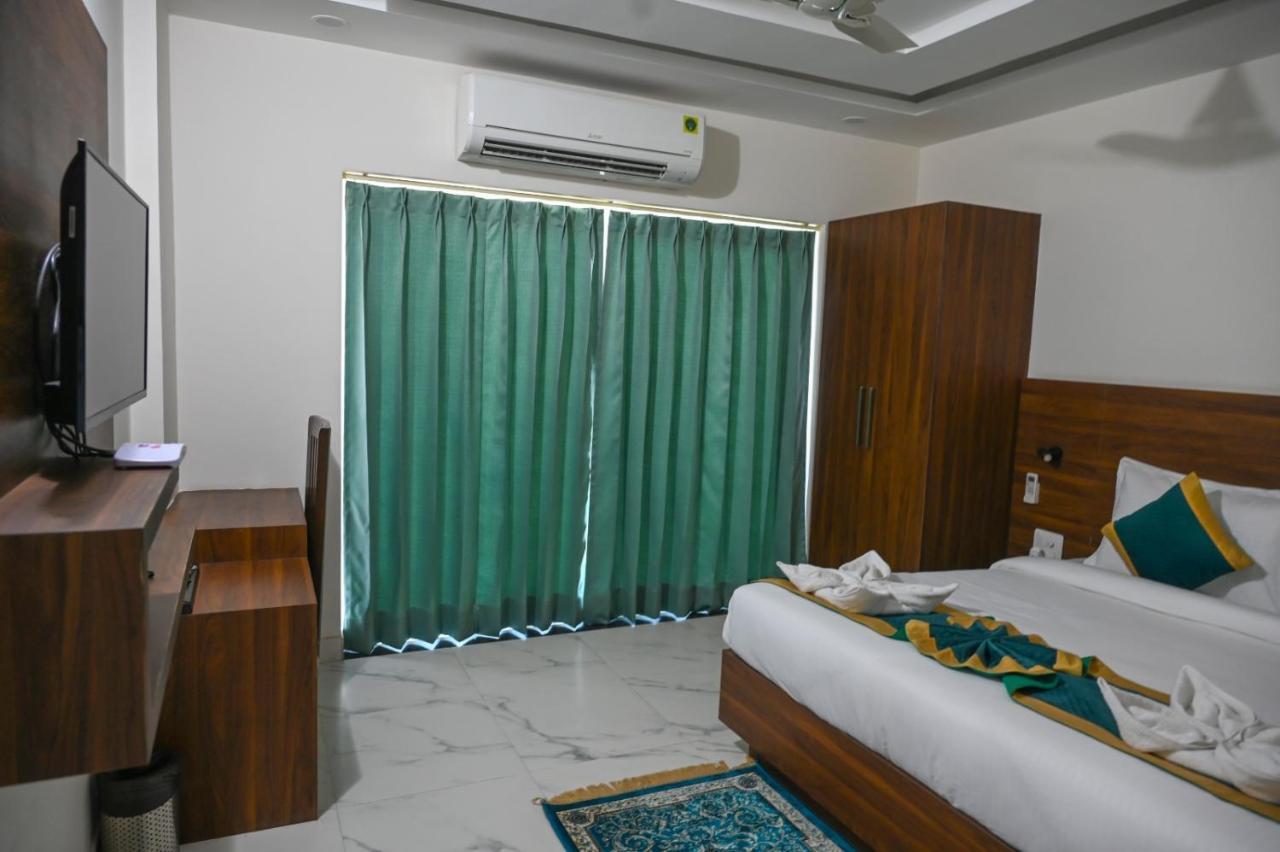 Hotel 7 Heaven دهرادون المظهر الخارجي الصورة