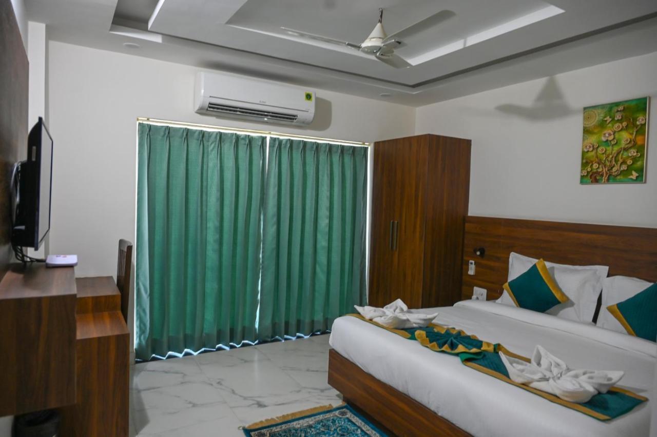 Hotel 7 Heaven دهرادون المظهر الخارجي الصورة