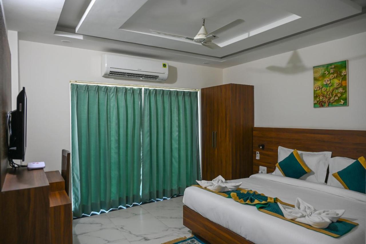 Hotel 7 Heaven دهرادون المظهر الخارجي الصورة